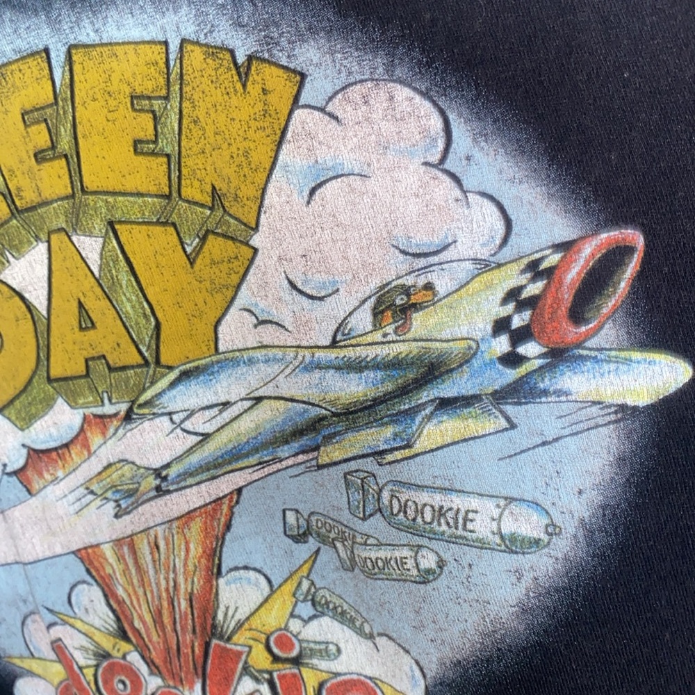 🎱Green Day “Dookie” band tee! - Picture 5 of 10